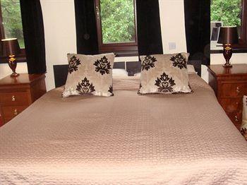 Foxwood Guest House Robin Hood Buitenkant foto