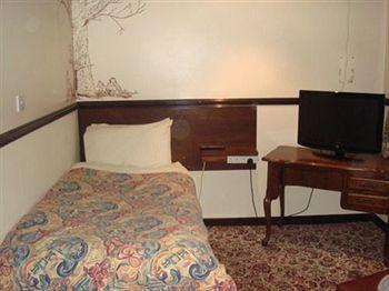 Foxwood Guest House Robin Hood Buitenkant foto