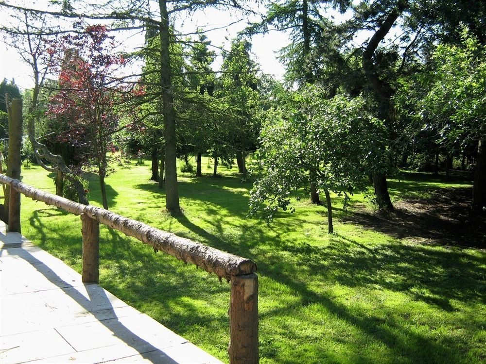Foxwood Guest House Robin Hood Buitenkant foto